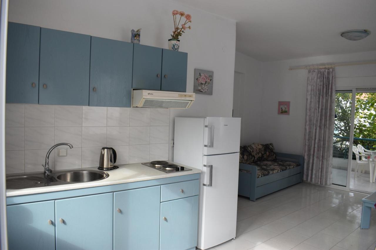 Niki Apartments Polychrono Luaran gambar
