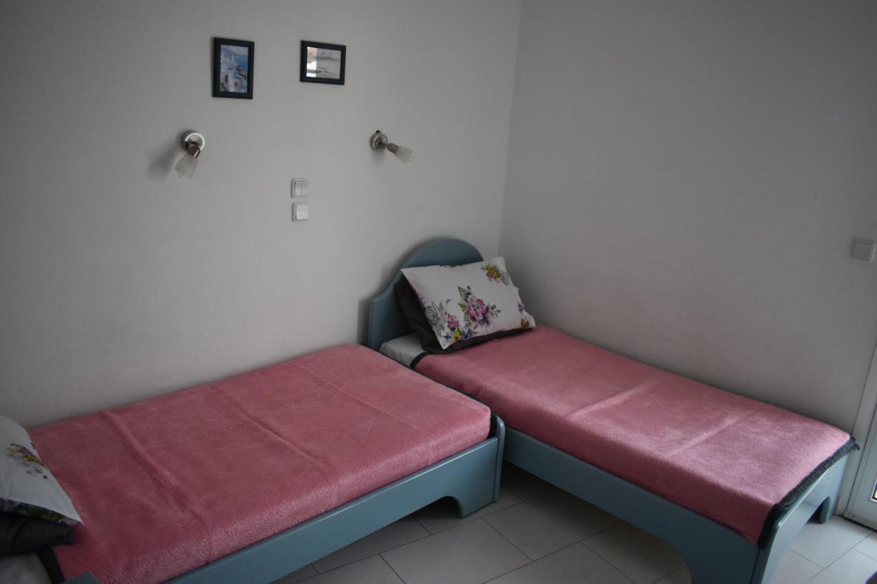 Niki Apartments Polychrono Luaran gambar