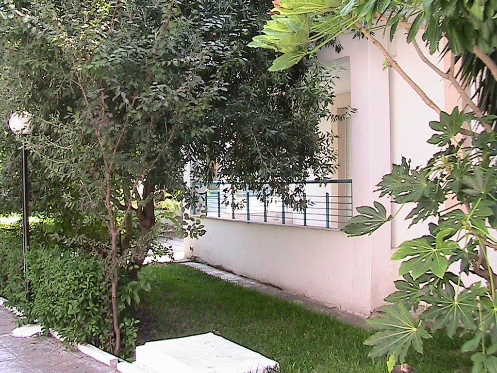 Niki Apartments Polychrono Luaran gambar